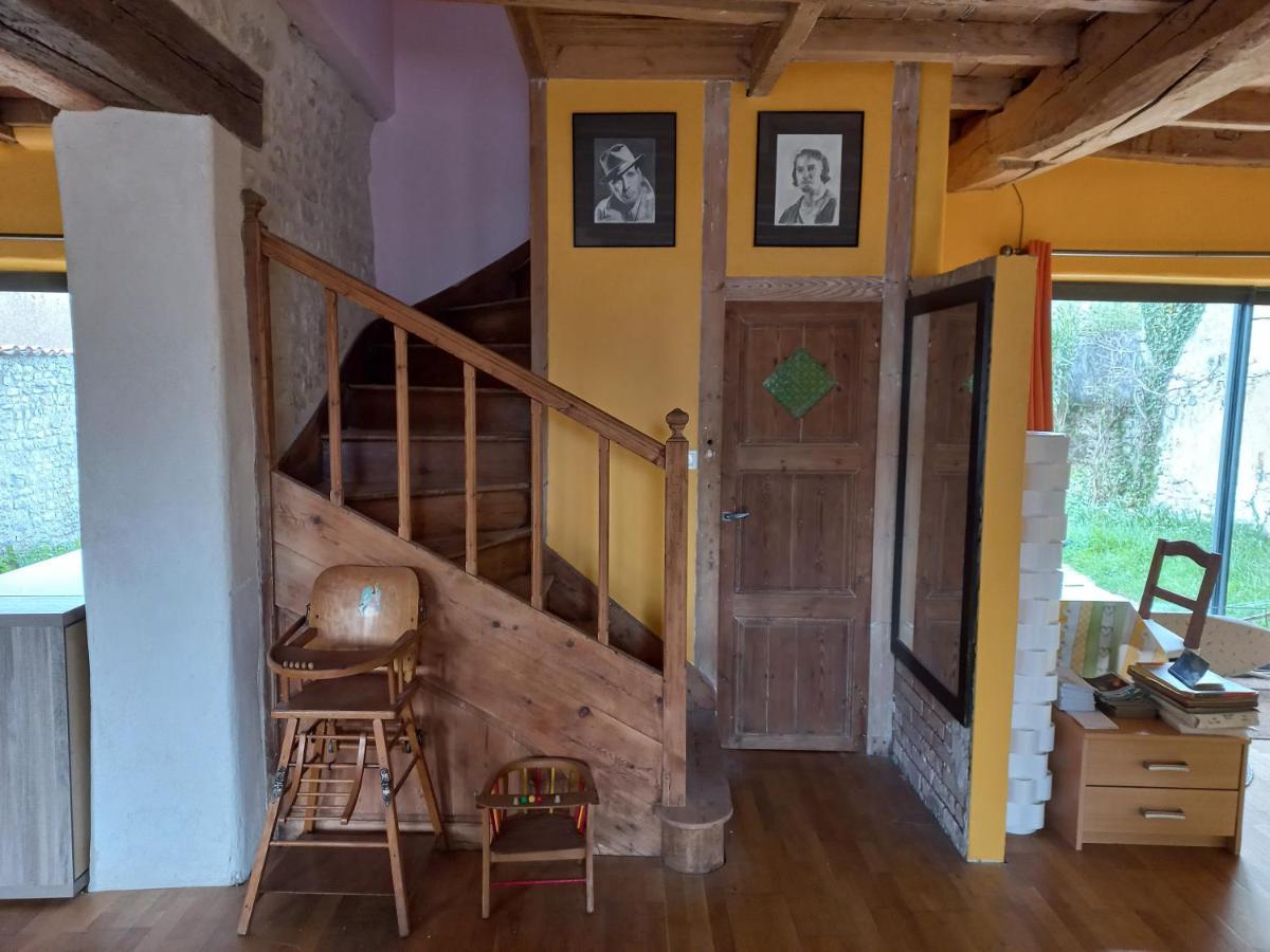 Le Moulin D'Errol Villa Saint-Jean-dʼAngély Kültér fotó